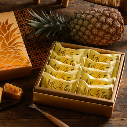 C001/ Pineapple cake (10 pieces/box)